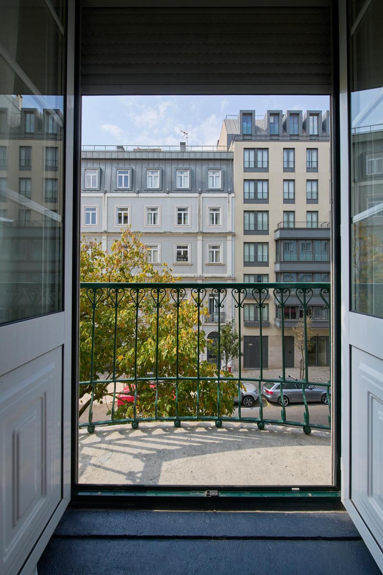 Elegance Avenue By Msapartments Lisbon Bagian luar foto